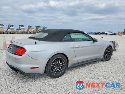 Trzecie zdjęcie samochodu z tyłu: 2019 FORD MUSTANG VIN:1FATP8UH3K5131412 - miniatura