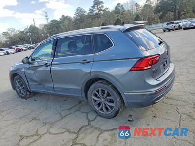 Drugie zdjęcie samochodu z przodu: 2022 VOLKSWAGEN TIGUAN SE VIN:3VV3B7AX1NM152189 - miniatura