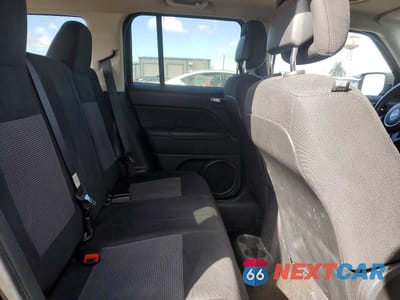 Zdjęcie 11 z 13 samochodu: 2014 JEEP PATRIOT LATITUDE VIN:1C4NJPFA0ED563299 - miniatura