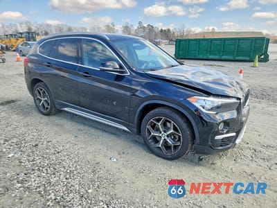 Czwarte zdjęcie samochodu z boku: 2018 BMW X1 SDRIVE28I VIN:WBXHU7C38J5H44669 - miniatura