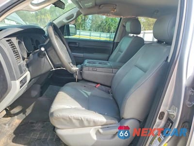 Zdjęcie 7 z 11 samochodu: 2011 TOYOTA TUNDRA GRADE VIN:5TFRY5F10BX114457 - miniatura