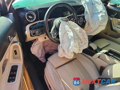 Zdjęcie 8 z 12 samochodu: 2019 MERCEDES-BENZ A 220 VIN:WDD3G4EB5KW002049 - miniatura