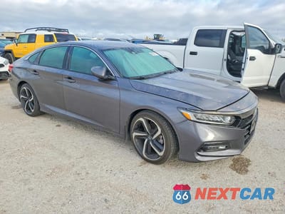 Czwarte zdjęcie samochodu z boku: 2019 HONDA ACCORD SPORT VIN:1HGCV1F36KA123208 - miniatura