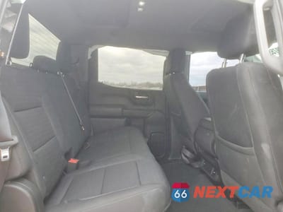 Zdjęcie 10 z 13 samochodu: 2023 CHEVROLET SILVERADO K1500 CUSTOM VIN:1GCPDBEK2PZ114127 - miniatura