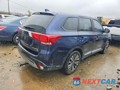 Trzecie zdjęcie samochodu z tyłu: 2019 MITSUBISHI OUTLANDER SE VIN:JA4AD3A38KZ003255 - miniatura