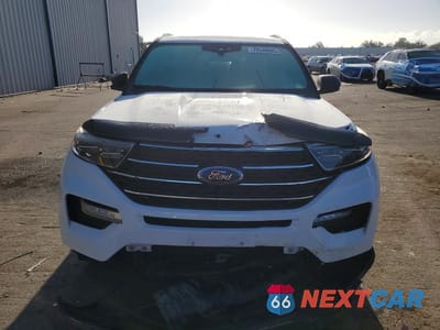 Piąte zdjęcie samochodu w środku: 2021 FORD EXPLORER XLT VIN:1FMSK7DHXMGA68407 - miniatura