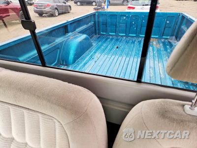 Zdjęcie 10 z 13 samochodu: 1994 CHEVROLET GMT-400 K1500 VIN:1GCEK14K9RE166910 - miniatura