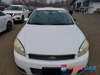 Piąte zdjęcie samochodu w środku: 2010 CHEVROLET IMPALA LT VIN:2G1WB5EK3A1156463 - miniatura