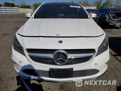 Piąte zdjęcie samochodu w środku: 2018 MERCEDES-BENZ CLA 250 VIN:WDDSJ4EB1JN678502 - miniatura