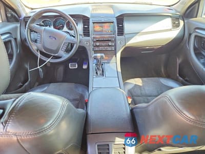 Zdjęcie 8 z 11 samochodu: 2010 FORD TAURUS SHO VIN:1FAHP2KTXAG109758 - miniatura