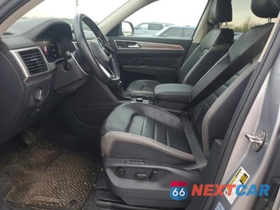 Zdjęcie 7 z 12 samochodu: 2021 VOLKSWAGEN ATLAS SEL PREMIUM VIN:1V2TR2CA8MC508433 - miniatura