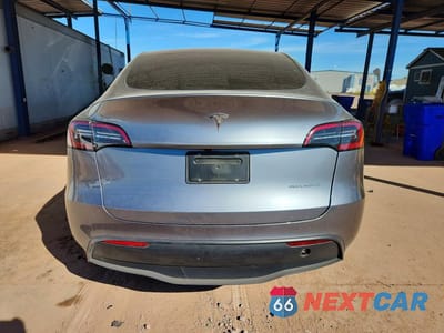 Zdjęcie 6 z 14 samochodu: 2025 TESLA MODEL Y VIN:7SAYGDEE1SF295126 - miniatura