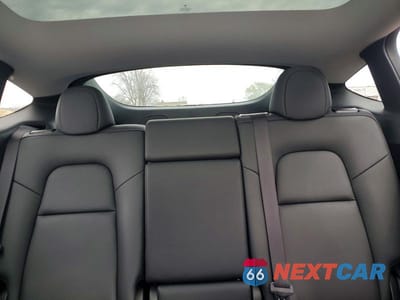 Zdjęcie 10 z 14 samochodu: 2024 TESLA MODEL Y VIN:7SAYGDEE0RA271472 - miniatura