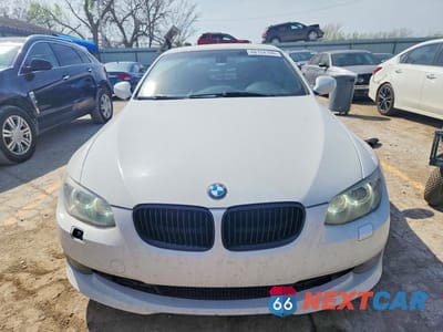 Piąte zdjęcie samochodu w środku: 2011 BMW 328 I SULEV VIN:WBADW7C59BE545682 - miniatura