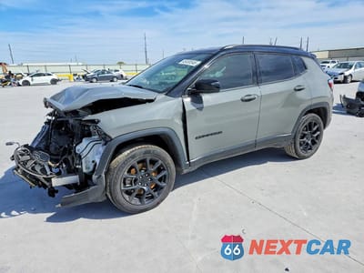 2023 JEEP COMPASS LATITUDE 3C4NJDBN2PT529577 - główne zdjęcie licytacji z USA - miniatura