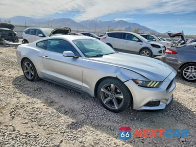 Czwarte zdjęcie samochodu z boku: 2015 FORD MUSTANG VIN:1FA6P8AM1F5416596 - miniatura