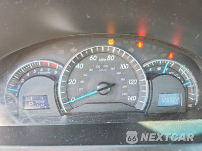 Zdjęcie 9 z 12 samochodu: 2014 TOYOTA CAMRY VIN:4T4BF1FK5ER397924 - miniatura