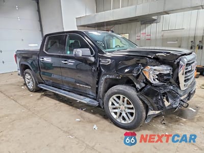 Czwarte zdjęcie samochodu z boku: 2019 GMC SIERRA K1500 SLT VIN:3GTU9DED3KG274303 - miniatura