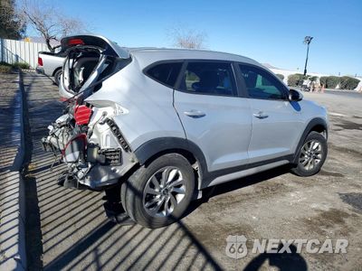 Trzecie zdjęcie samochodu z tyłu: 2018 HYUNDAI TUCSON SEL VIN:KM8J33A4DJU723920 - miniatura