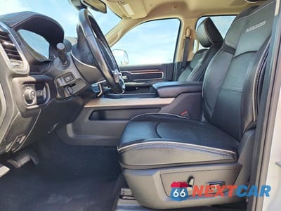 Zdjęcie 7 z 11 samochodu: 2022 RAM 2500 LARAMIE VIN:3C6UR5FL7NG412142 - miniatura