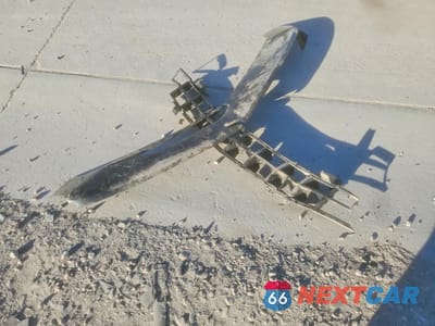 Zdjęcie 12 z 14 samochodu: 2013 CHEVROLET CAMARO LS VIN:2G1FA1E38D9124294 - miniatura