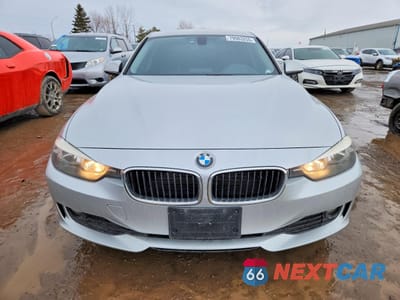 Piąte zdjęcie samochodu w środku: 2012 BMW 320 I VIN:WBA3B1C50CF078250 - miniatura