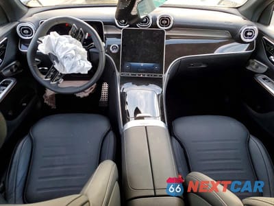 Zdjęcie 8 z 12 samochodu: 2025 MERCEDES-BENZ GLC 300 4MATIC VIN:W1NKM4HB9SF254809 - miniatura