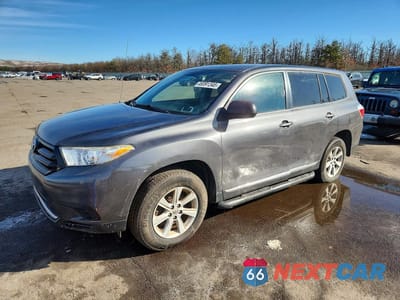 2012 TOYOTA HIGHLANDER BASE 5TDBK3EH0CS169441 - główne zdjęcie licytacji z USA - miniatura