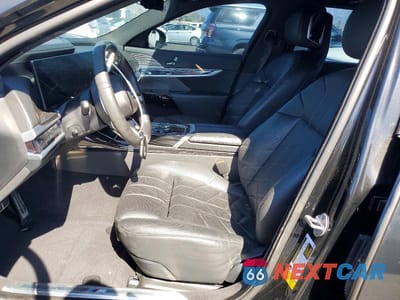 Zdjęcie 7 z 13 samochodu: 2024 BMW 740 I VIN:WBA23EH01RCR03008 - miniatura