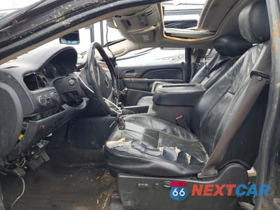 Zdjęcie 7 z 12 samochodu: 2010 GMC SIERRA K3500 SLT VIN:1GT4K4B63AF109894 - miniatura