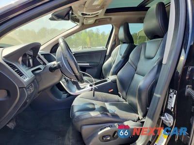 Zdjęcie 7 z 12 samochodu: 2017 VOLVO XC60 T5 DYNAMIC VIN:YV440MDR4H2035817 - miniatura