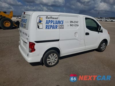 Trzecie zdjęcie samochodu z tyłu: 2015 NISSAN NV200 SV VIN:3N6CM0KN5FK730947 - miniatura