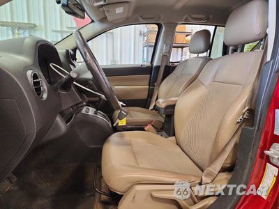 Zdjęcie 7 z 12 samochodu: 2017 JEEP COMPASS LATITUDE VIN:1C4NJCEA8HD151226 - miniatura