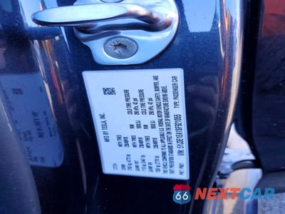 Zdjęcie 12 z 12 samochodu: 2025 TESLA MODEL 3 VIN:5YJ3E1EA1SF921055 - miniatura