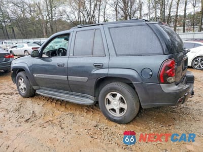 Drugie zdjęcie samochodu z przodu: 2004 CHEV TRAILBLAZER VIN:1GNDT13S642398229 - miniatura