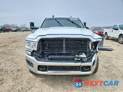 Piąte zdjęcie samochodu w środku: 2020 RAM 2500 BIG HORN VIN:3C6UR5DL2LG160283 - miniatura