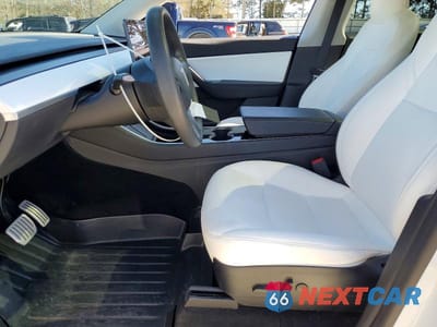 Zdjęcie 7 z 11 samochodu: 2020 TESLA MODEL Y VIN:5YJYGDEF3LF019859 - miniatura