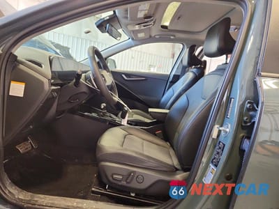 Zdjęcie 7 z 14 samochodu: 2023 KIA NIRO EX TOURING VIN:KNDCR3LE7P5070782 - miniatura