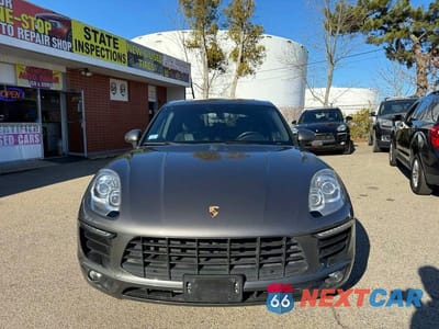 Czwarte zdjęcie samochodu z boku: 2015 PORSCHE MACAN S VIN:WP1AB2A55FLB51927 - miniatura