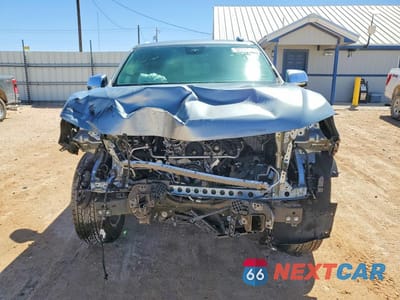 Piąte zdjęcie samochodu w środku: 2025 CHEVROLET TAHOE C1500 PREMIER VIN:1GNS5SRD2SR224727 - miniatura