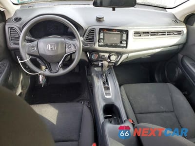 Zdjęcie 8 z 12 samochodu: 2021 HONDA HR-V LX VIN:3CZRU6H3XMM707231 - miniatura