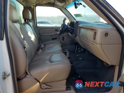 Zdjęcie 10 z 12 samochodu: 2007 CHEVROLET SILVERADO C1500 CLASSIC VIN:3GCEC14X47G146207 - miniatura