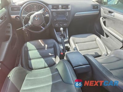 Zdjęcie 8 z 11 samochodu: 2017 VOLKSWAGEN JETTA SE VIN:3VWDB7AJ0HM412100 - miniatura