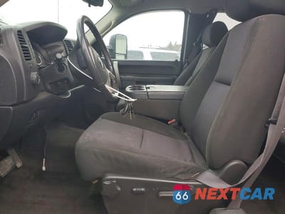 Zdjęcie 7 z 11 samochodu: 2011 GMC SIERRA K2500 SLE VIN:1GT220CG6BZ171006 - miniatura