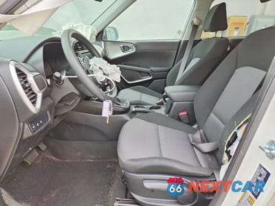 Zdjęcie 7 z 14 samochodu: 2024 KIA SOUL LX VIN:KNDJ23AU1R7233536 - miniatura