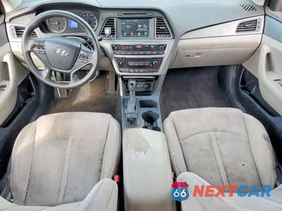 Zdjęcie 8 z 13 samochodu: 2016 HYUNDAI SONATA SE VIN:5NPE24AF5GH406282 - miniatura