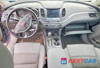 Zdjęcie 8 z 12 samochodu: 2017 CHEVROLET IMPALA LT VIN:1G1105S3XHU192212 - miniatura