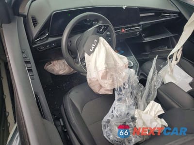 Zdjęcie 8 z 13 samochodu: 2024 KIA NIRO EV WIND VIN:KNDCR3L10R5078562 - miniatura
