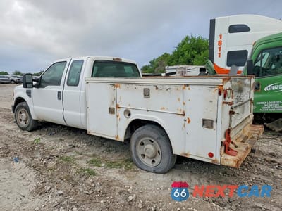 Drugie zdjęcie samochodu z przodu: 2008 FORD F250 SUPER DUTY UTILITY / SERVICE TRUCK VIN:1FDSX20588EE40134 - miniatura