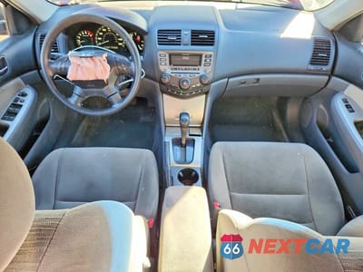 Zdjęcie 8 z 12 samochodu: 2007 HONDA ACCORD EX VIN:1HGCM56707A128277 - miniatura